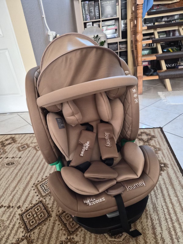 Mama Kiddies® Autokindersitz Kundenfoto