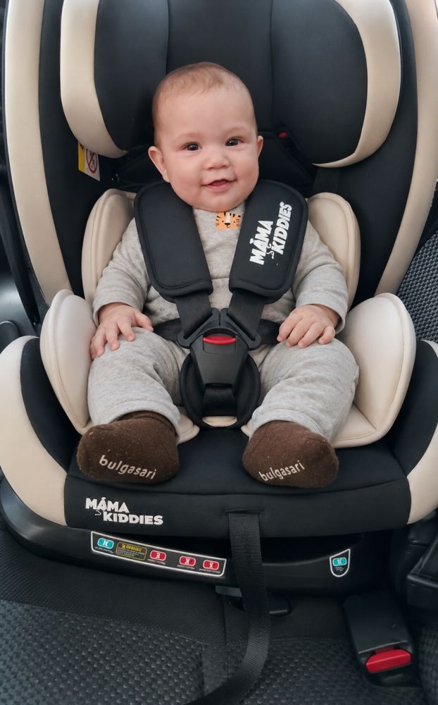 Mama Kiddies® Autokindersitz Kundenfoto