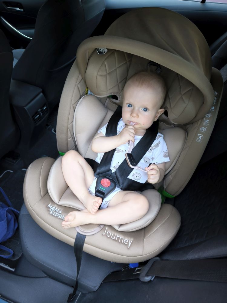 Mama Kiddies® Autokindersitz Kundenfoto