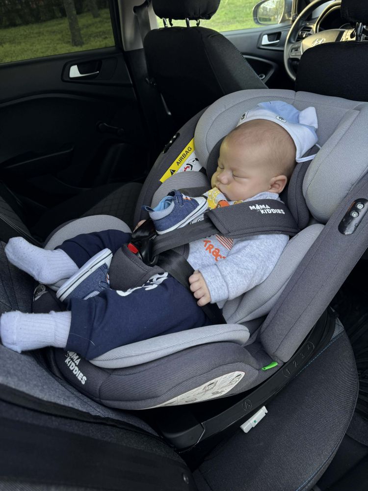 Mama Kiddies® Autokindersitz Kundenfoto